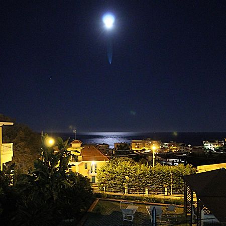 La Pace, Il Sole, Il Mare - Sanremo Casa Indipendente Vista Mare, Posto Auto Privato, Ampio Spazio Esterno Attrezzato, A Pochi Minuti Dalle Spiagge Eksteriør bilde