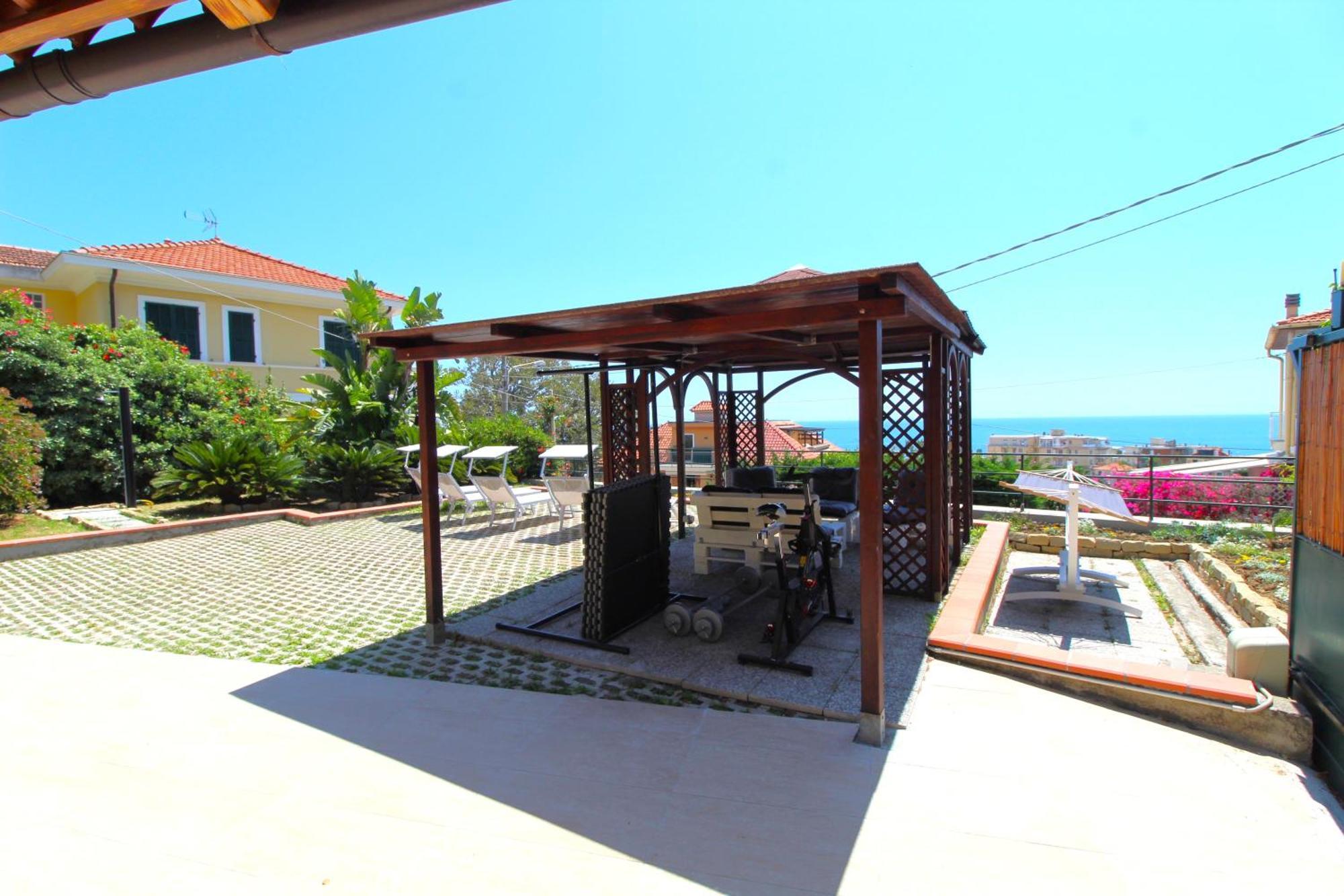 La Pace, Il Sole, Il Mare - Sanremo Casa Indipendente Vista Mare, Posto Auto Privato, Ampio Spazio Esterno Attrezzato, A Pochi Minuti Dalle Spiagge Eksteriør bilde