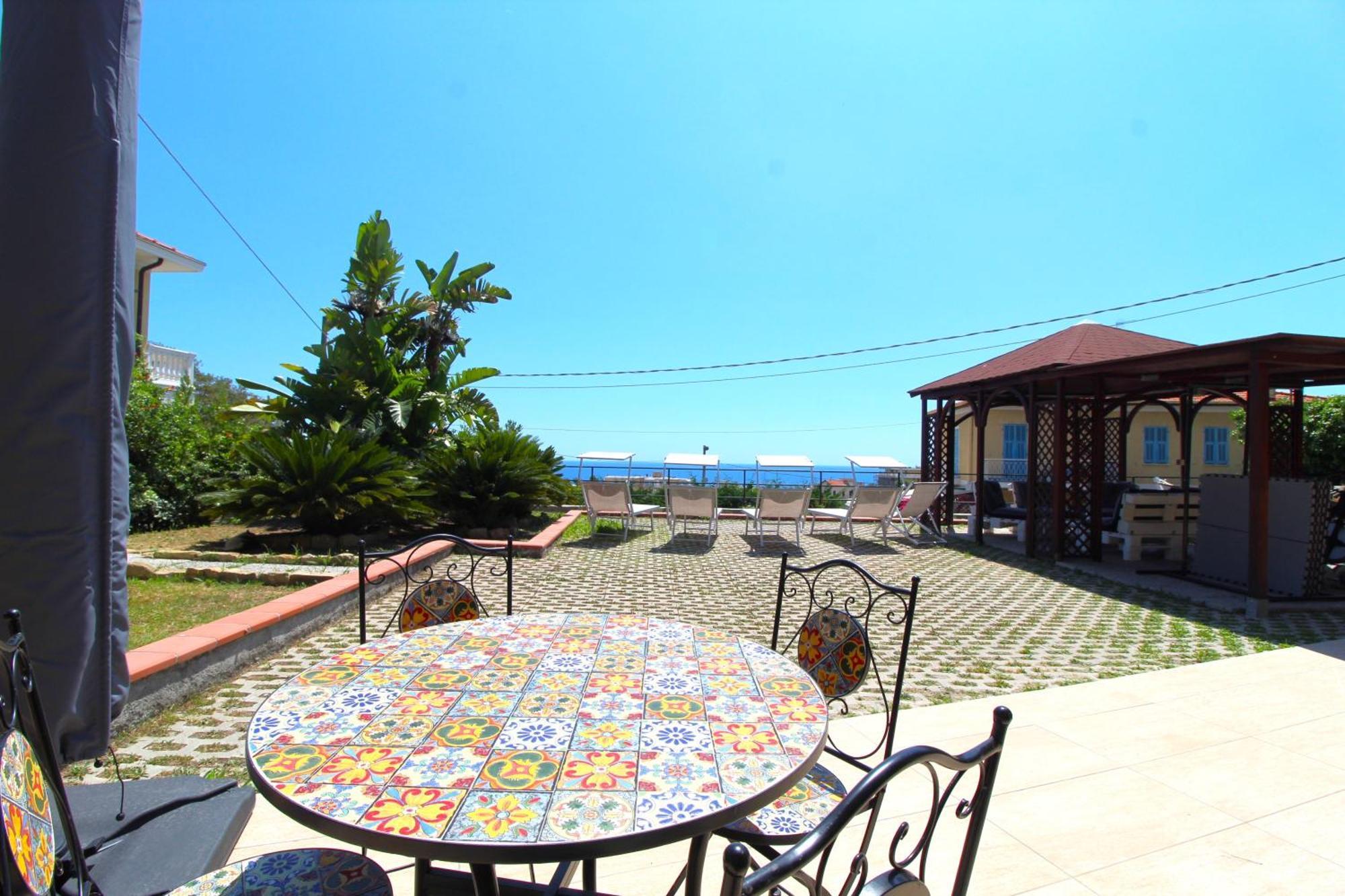 La Pace, Il Sole, Il Mare - Sanremo Casa Indipendente Vista Mare, Posto Auto Privato, Ampio Spazio Esterno Attrezzato, A Pochi Minuti Dalle Spiagge Eksteriør bilde